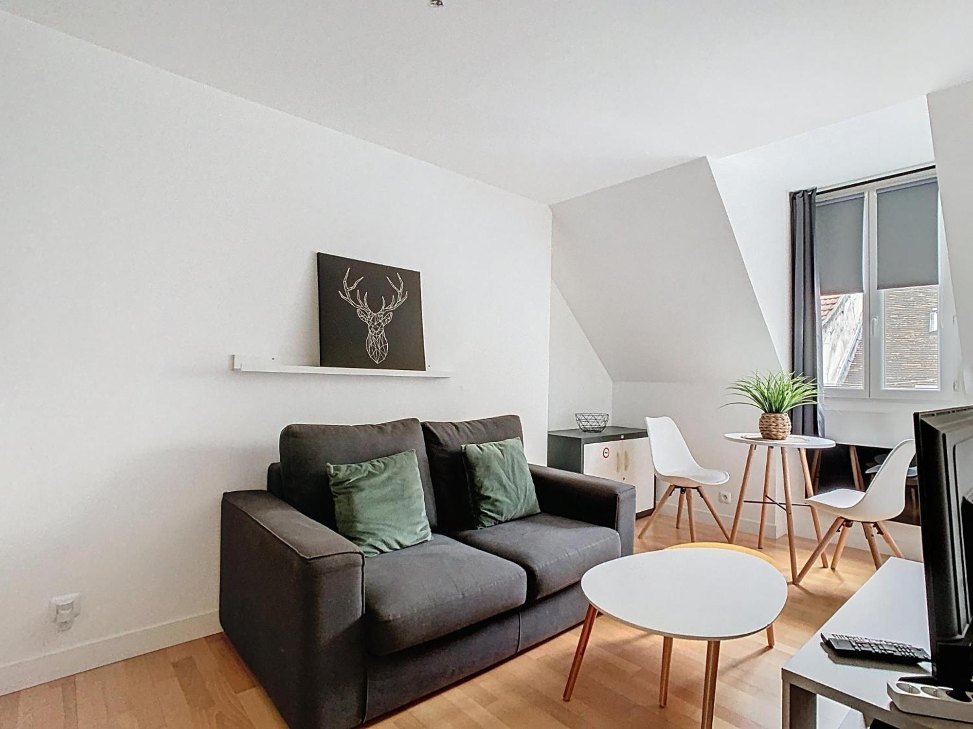 Ferienwohnung Le Briais Melun Exterior foto